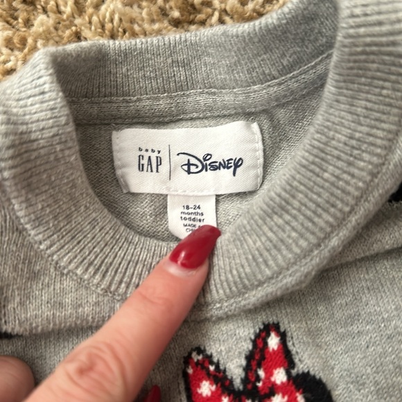 Gap Disney Pull overs size 18-24 months - Picture 3 of 7